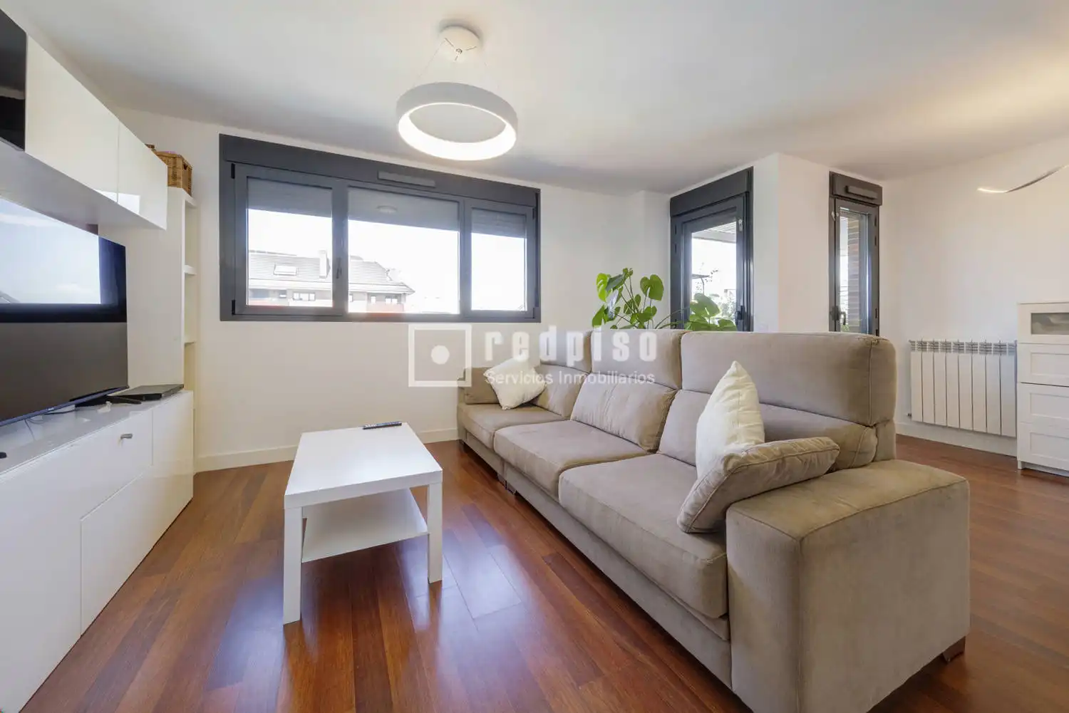 Living room of Flat for sale in Boadilla del Monte  with Air Conditioner, Heating and Private garden