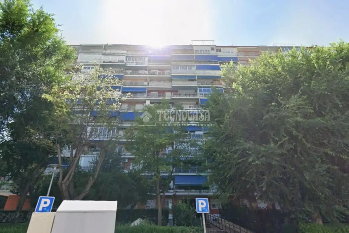 Vista exterior de Piso en venta en Torrejón de Ardoz con Calefacción