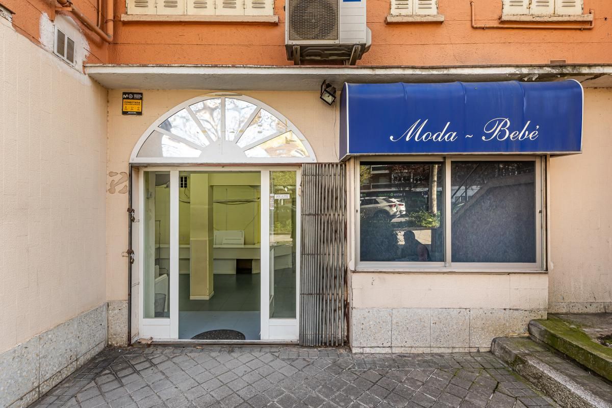 Premises for sale in C. de Cervera, 4, Pinar del Rey