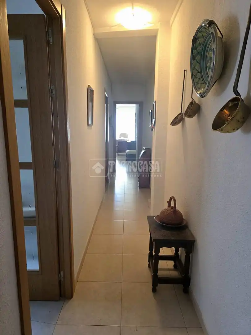 Wohnung zum Verkauf in Montilla mit Klimaanlage, Terrasse und Abstellraum