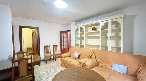 Foto 4 de Piso de alquiler en Pajaritos, Granada Capital