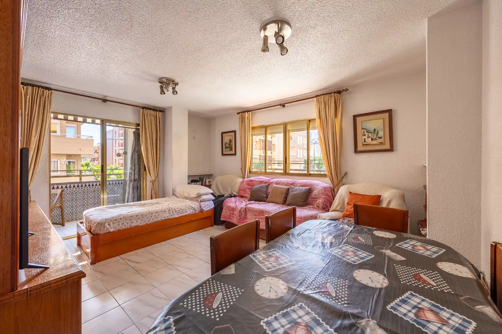 Sala de estar de Piso en venta en Benidorm con Trastero y Amueblado