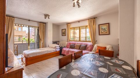 Foto 2 de Piso en venta en Colonia Madrid, Benidorm