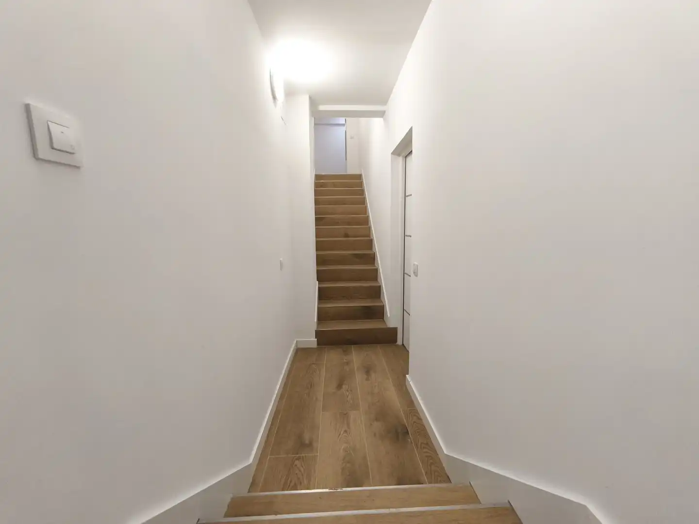 Study for rent in Madrid  with Air Conditioner, Heating and Furnished