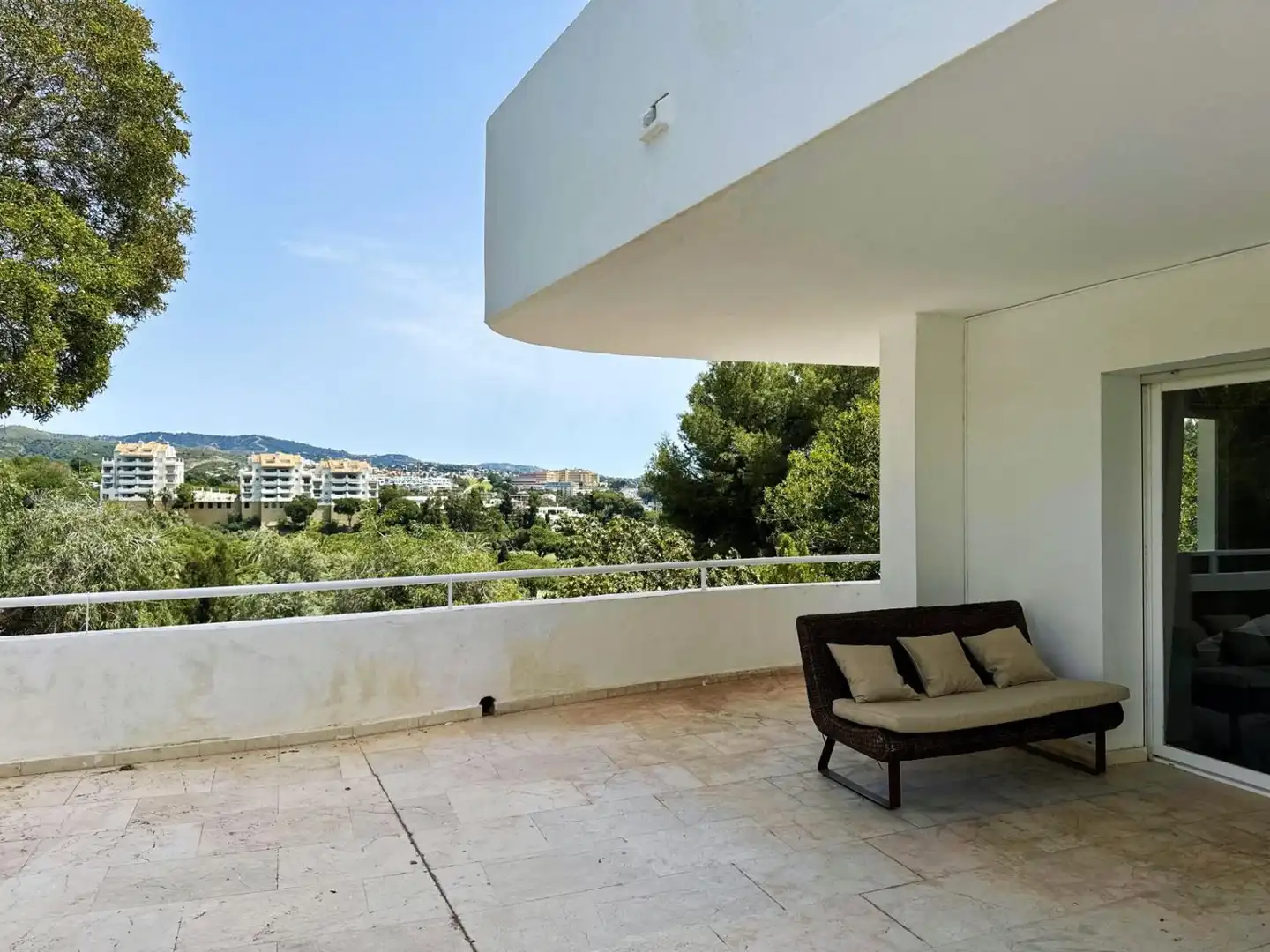 Apartament amb terrassa de lloguer a Río Real - Los Monteros, imagen 7