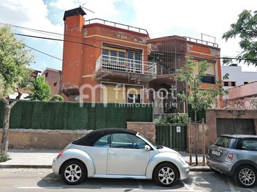 Casa en venda a Avinguda Antoni Gaudí 86