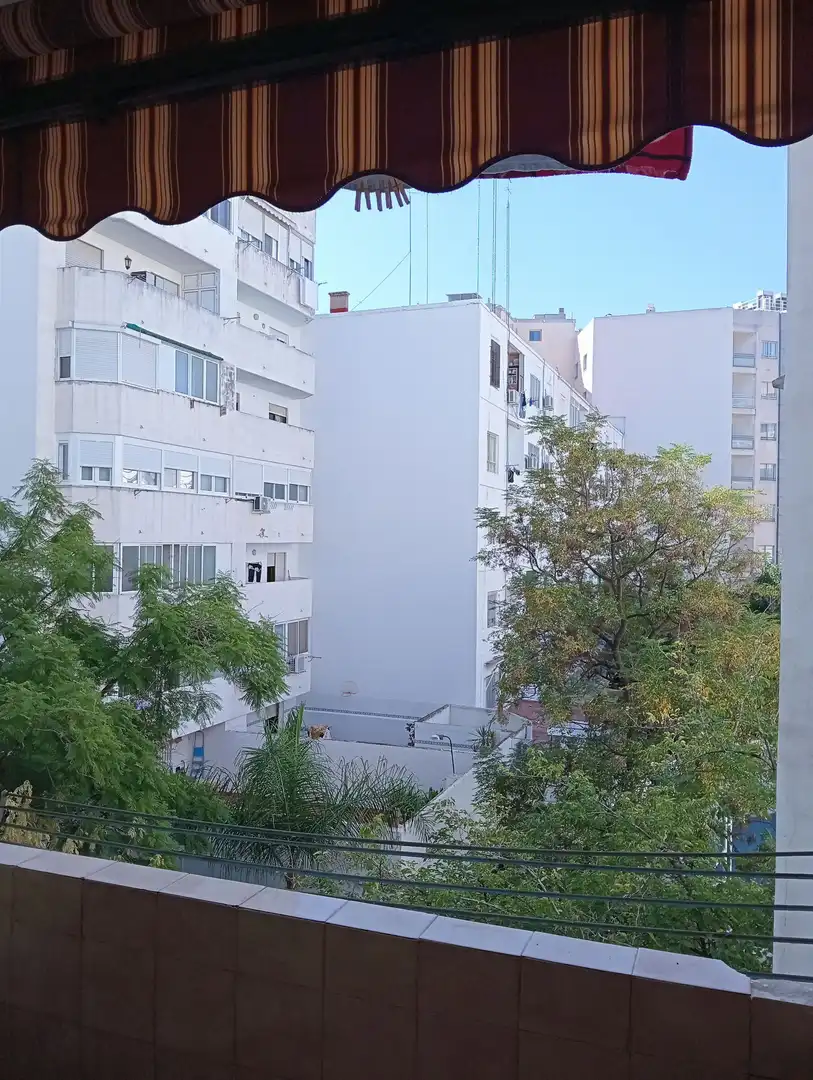Vista exterior de Piso de alquiler en Valencia con Terraza