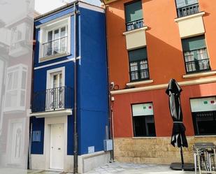 Vista exterior de Casa adosada en venda en Gozón amb Aire condicionat, Calefacció i Traster