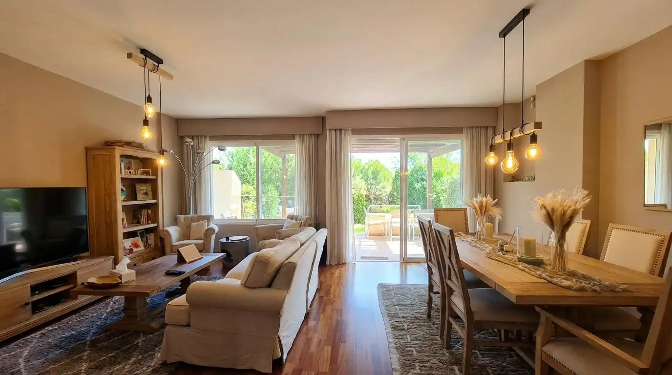Sala de estar de Casa adosada en venta en Alicante / Alacant con Aire acondicionado, Jardín privado y Terraza