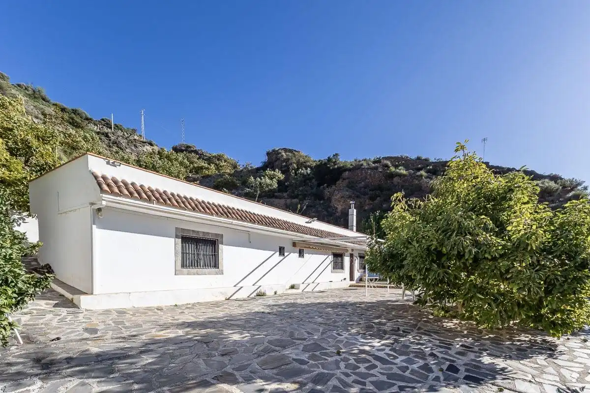 Exterior view of Houses for sale in Los Guájares  with Air Conditioner, Private garden and Swimming Pool
