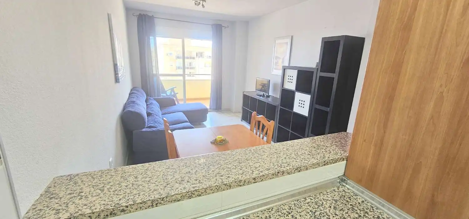 Wohnzimmer von Wohnungen zum Verkauf in Algarrobo mit Terrasse, Schwimmbad und Möbliert