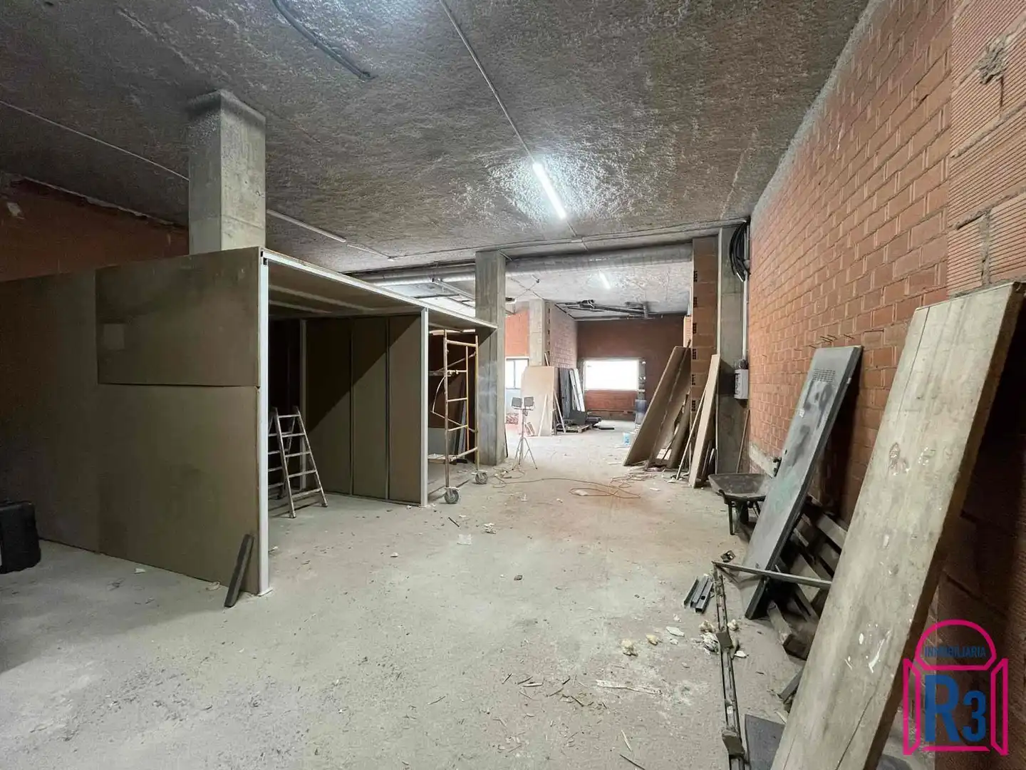 Local comercial en venda a Anselmo Carretero, imagen 3
