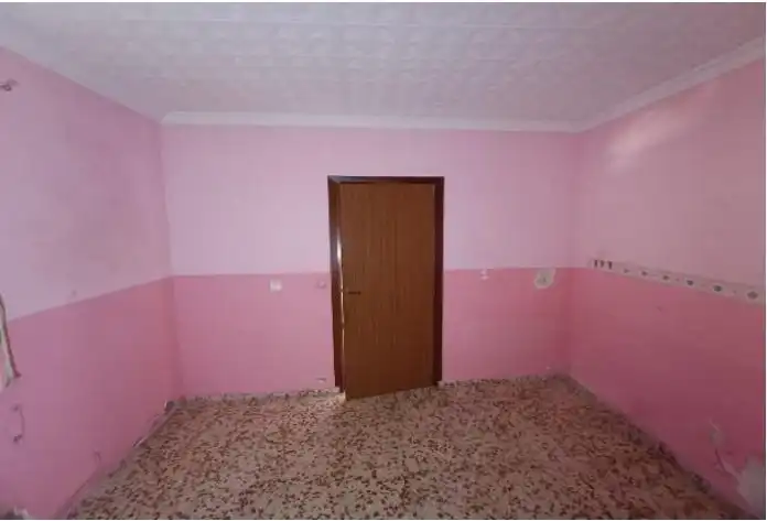 Casa o xalet en venda a C/ San Froilán , Las Mercedes - El Carmen