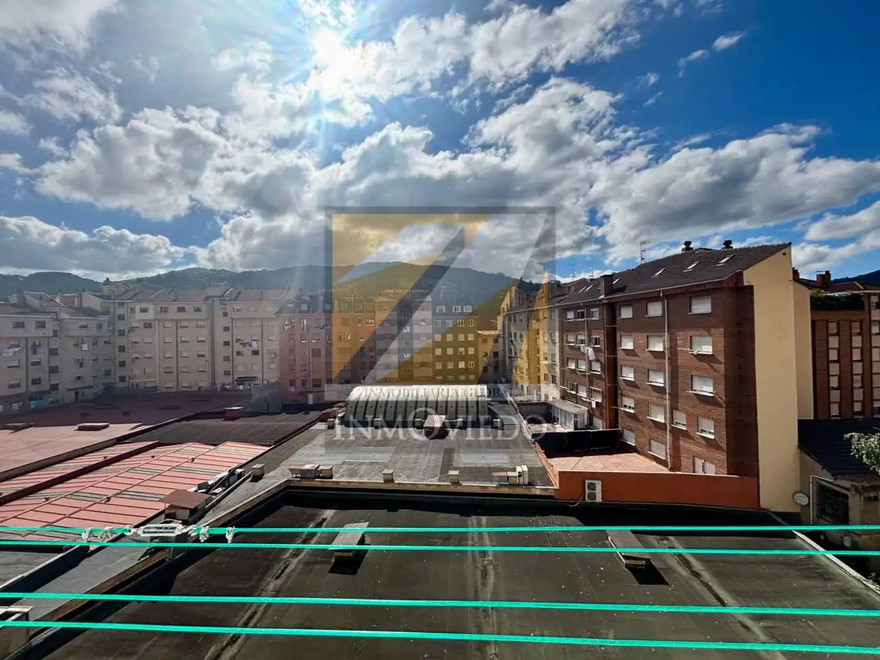 Piso en venta en Calle Ramón y Cajal, La Villa - Bazuelo