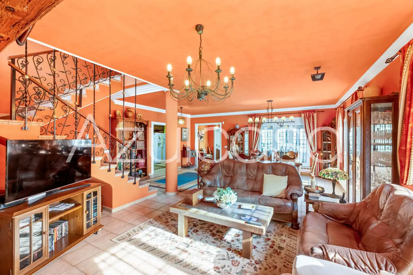 Sala d'estar de Casa o xalet en venda en Alicante / Alacant amb Aire condicionat, Jardí privat i Terrassa
