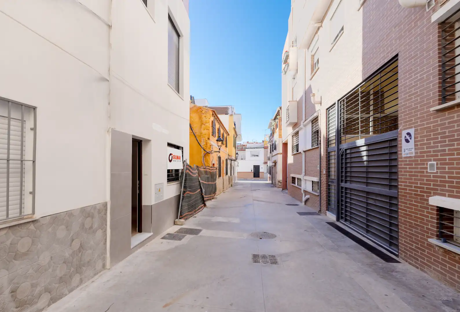 Vista exterior de Casa adosada en venta en Málaga con Aire acondicionado, Calefacción y Terraza