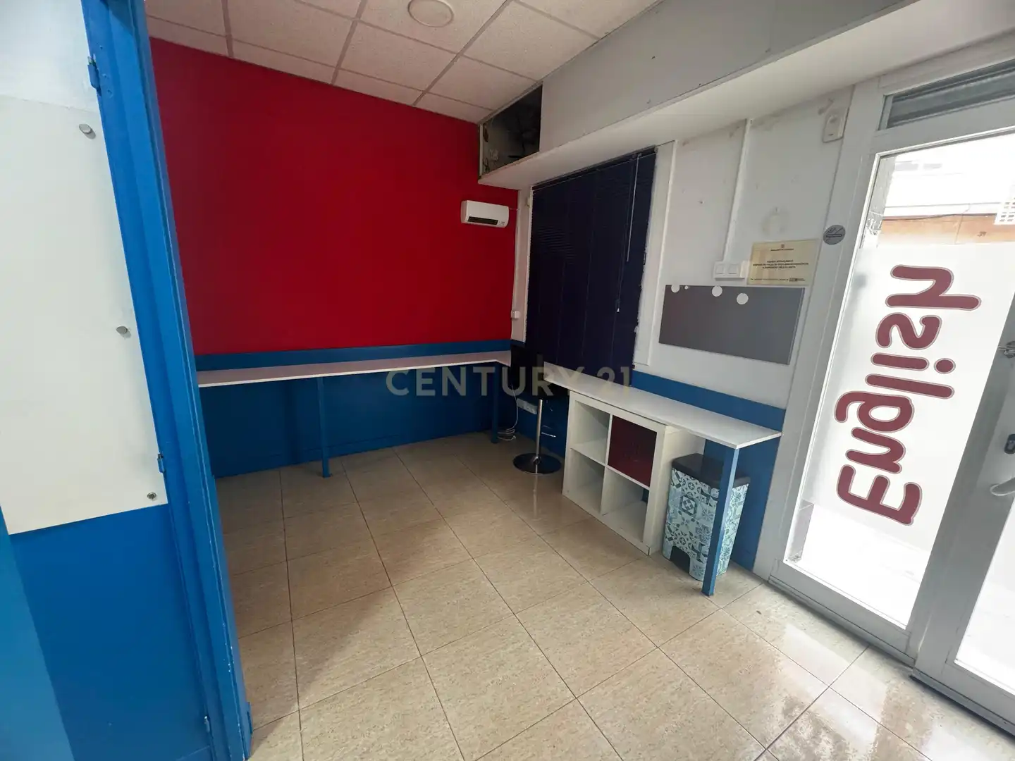 Local comercial en venda a Avinguda de les Flors, Sant Joan Despí, Spain, imagen 4