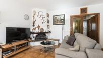 Sala d'estar de Casa o xalet en venda en El Vendrell amb Aire condicionat, Calefacció i Jardí privat