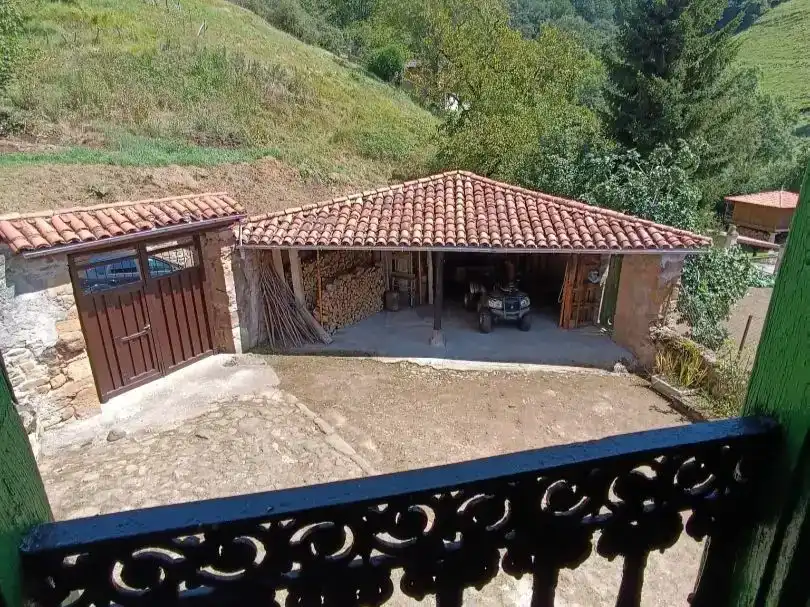Vista exterior de Casa o chalet en venta en Anievas