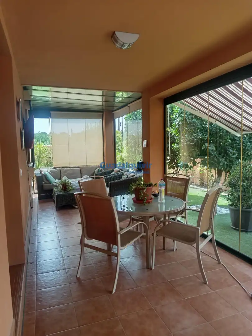 Villa con piscina in vendita a Entrenúcleos, imagen 7