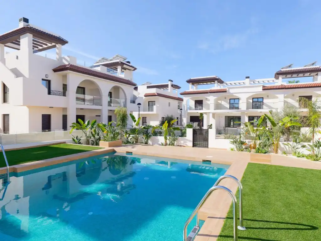 Exterior view of Apartments for sale in Rojales  with Air Conditioner, Private garden and Community pool