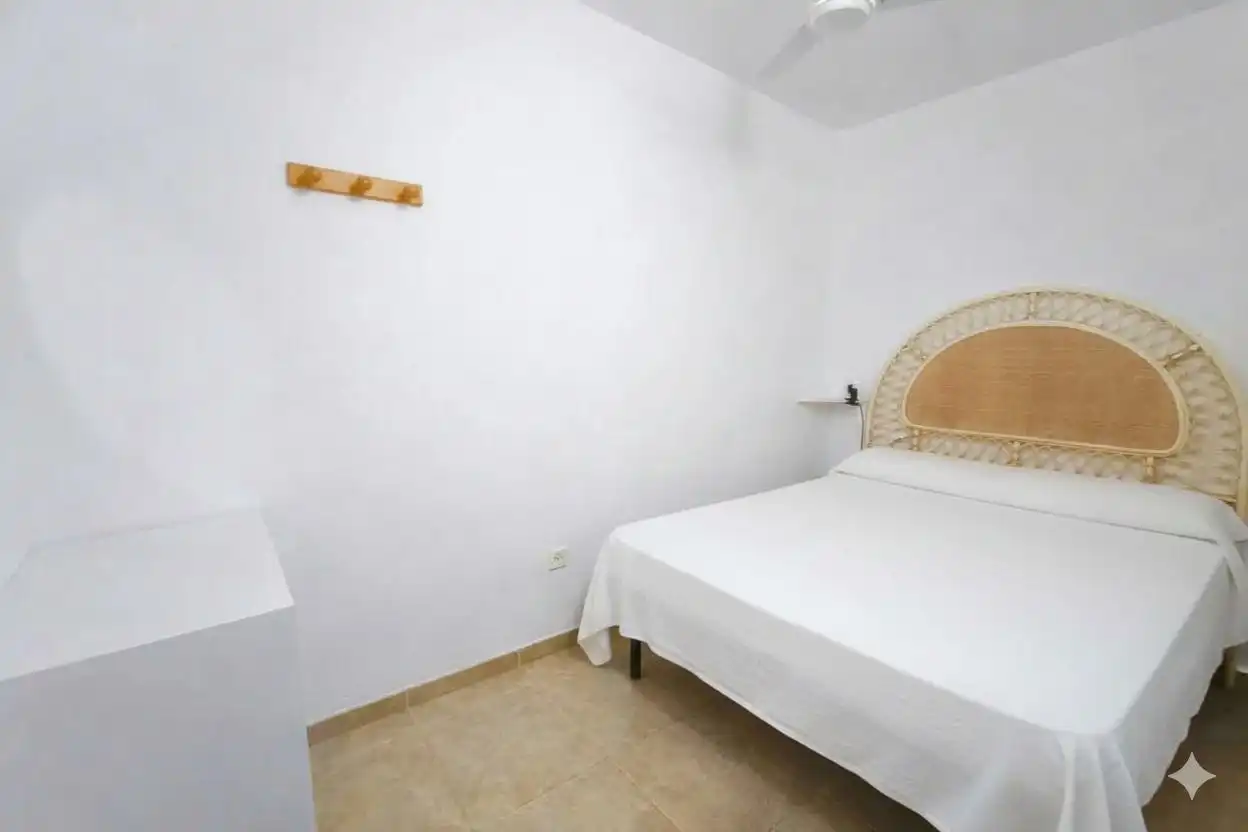 Habitación de Piso en venta en Cullera con Terraza, Amueblado y Piscina comunitaria