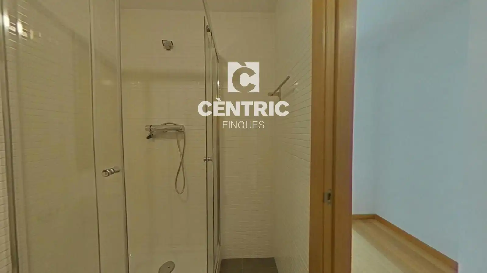 Flat for sale in Plaça Catalunya - Escola Industrial