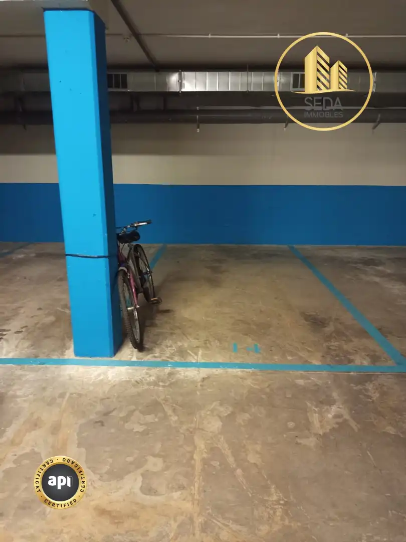 Individuel à vendre à Carrer de Granada, imagen 2