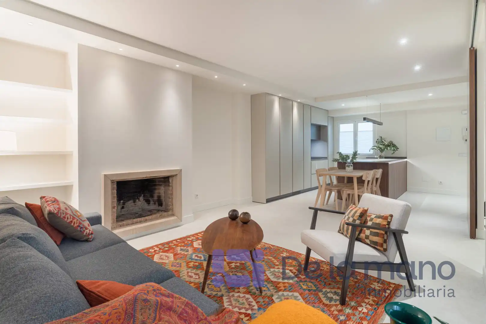 Living room of Apartments for rent in Madrid  with Air Conditioner, Heating and Furnished