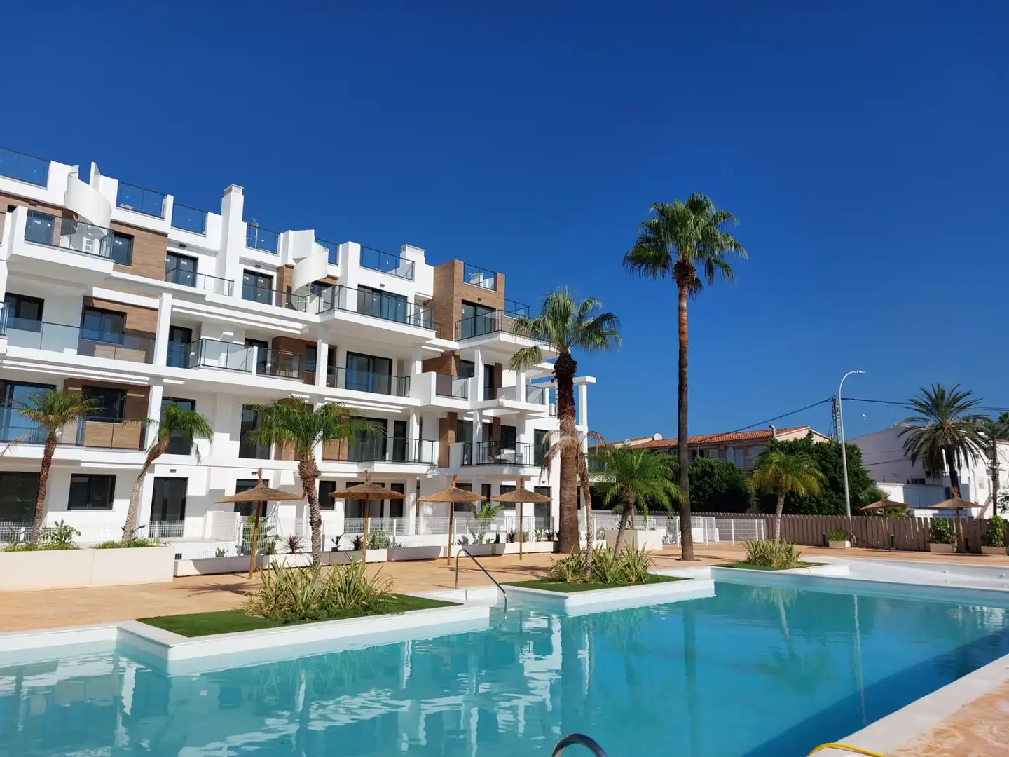 Vista exterior de Ático en venta en Dénia con Aire acondicionado, Calefacción y Terraza