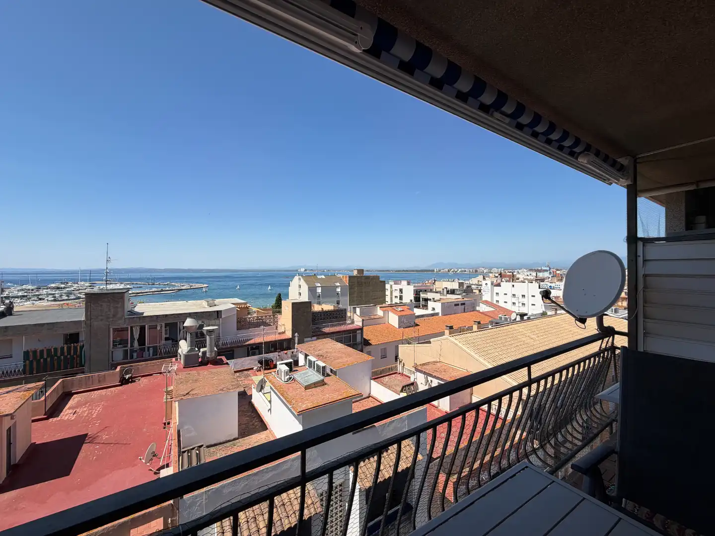 Apartamento con terraza en venta en Carrer del Puig Rom, imagen 6
