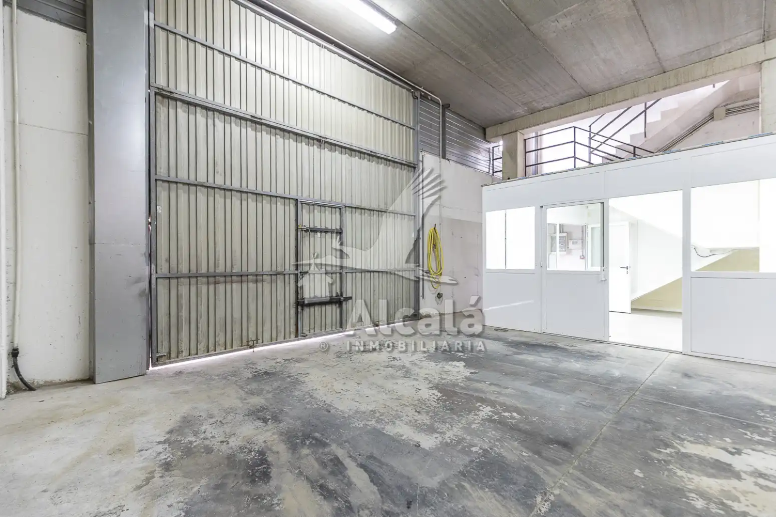 Industrial buildings for sale in Daganzo de Arriba, Madrid
