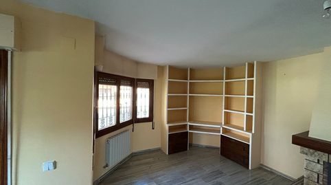 Foto 2 de Casa o xalet en venda a PAU 2-600, Puertollano