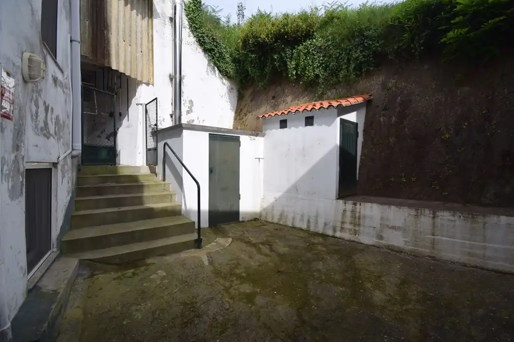 Vista exterior de Casa adosada en venta en Pontedeume con Calefacción y Jardín privado
