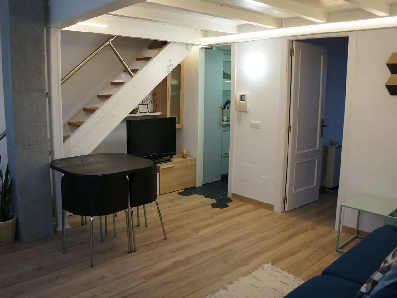 Apartament amb ascensor de lloguer a calle Astorga 5, imagen 3