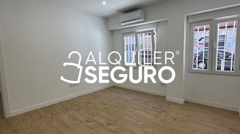 Foto 2 de Piso de alquiler en Guindales, Zona Renfe, Alcorcón