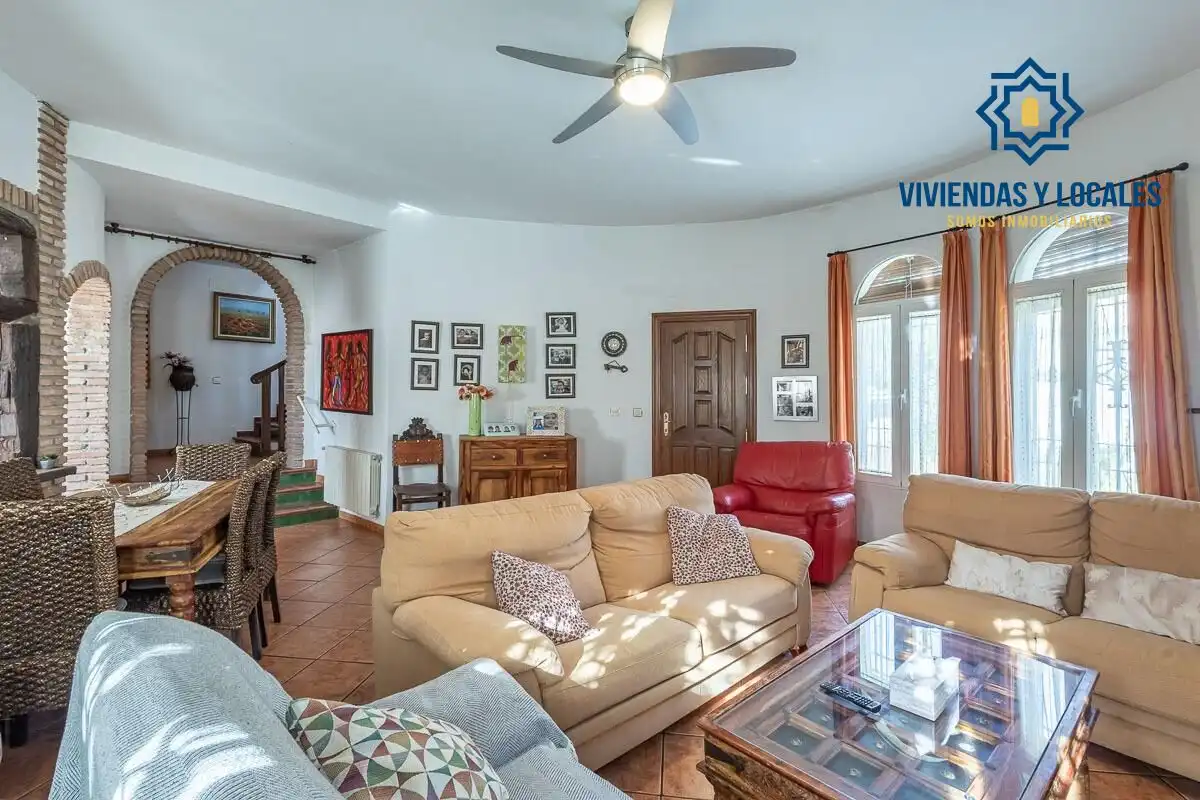 Chalet con piscina en venta en Residencial Triana - Barrio Alto, imagen 8