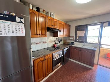 Appartement avec ascenseur à vendre à Almesias