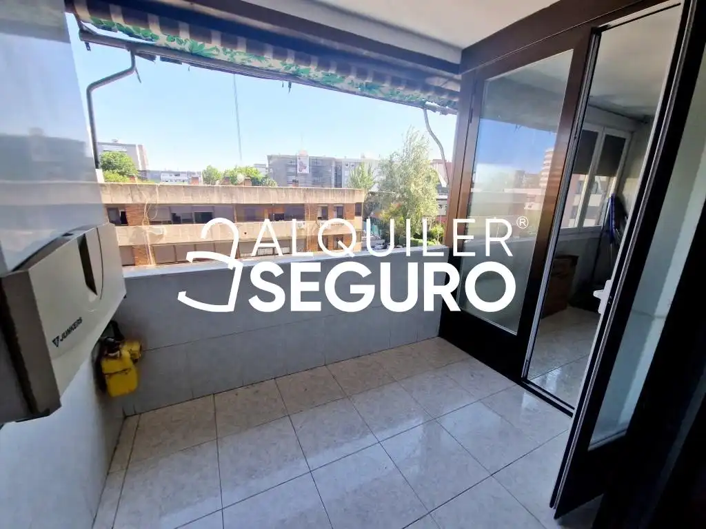 Flat for rent in Fuenlabrada  with Air Conditioner, Heating and Terrace