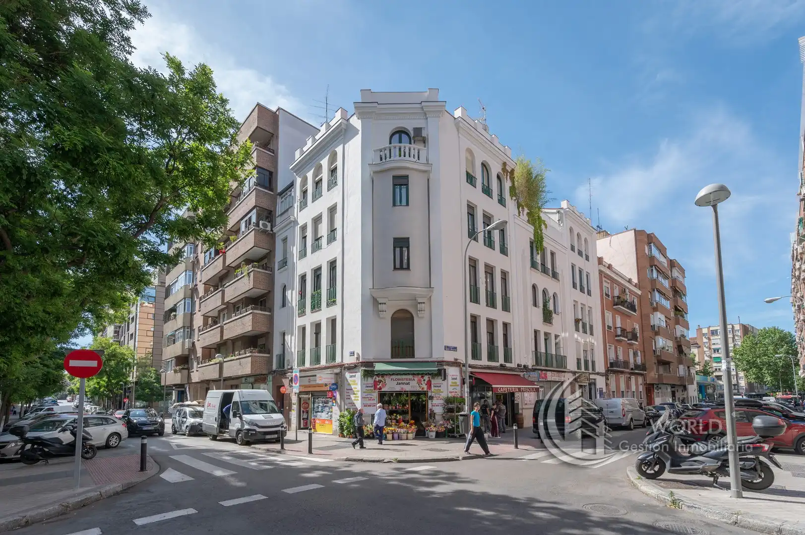 Vista exterior de Piso en venta en Madrid con Aire acondicionado, Calefacción y Horno
