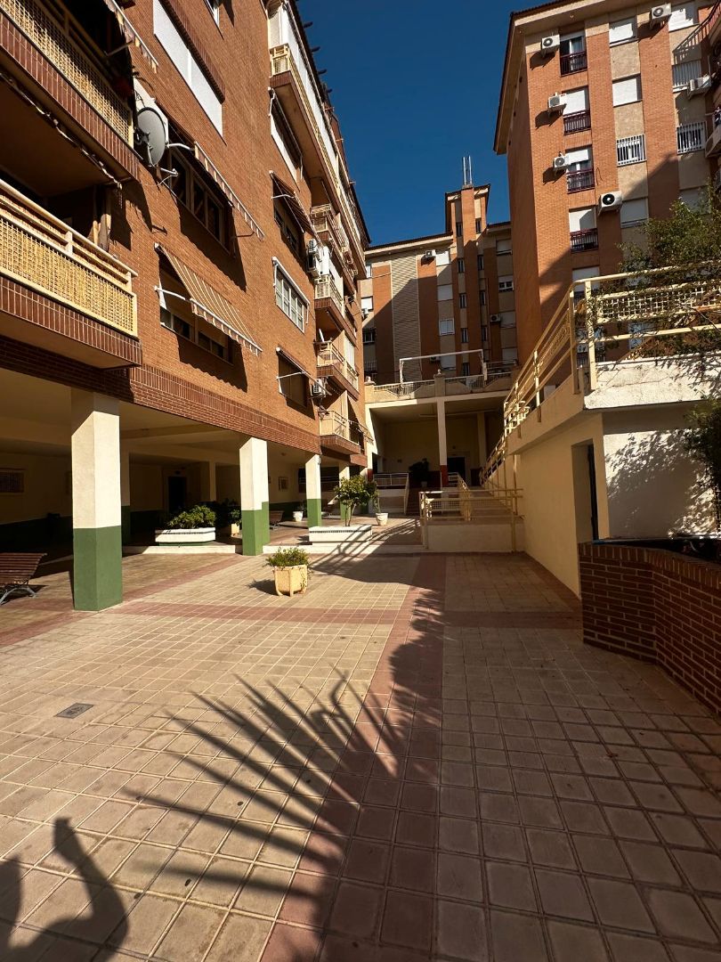 Pis de lloguer a Calle Fuente del Peral, 1, Valdeastillas - Fuentezuelas