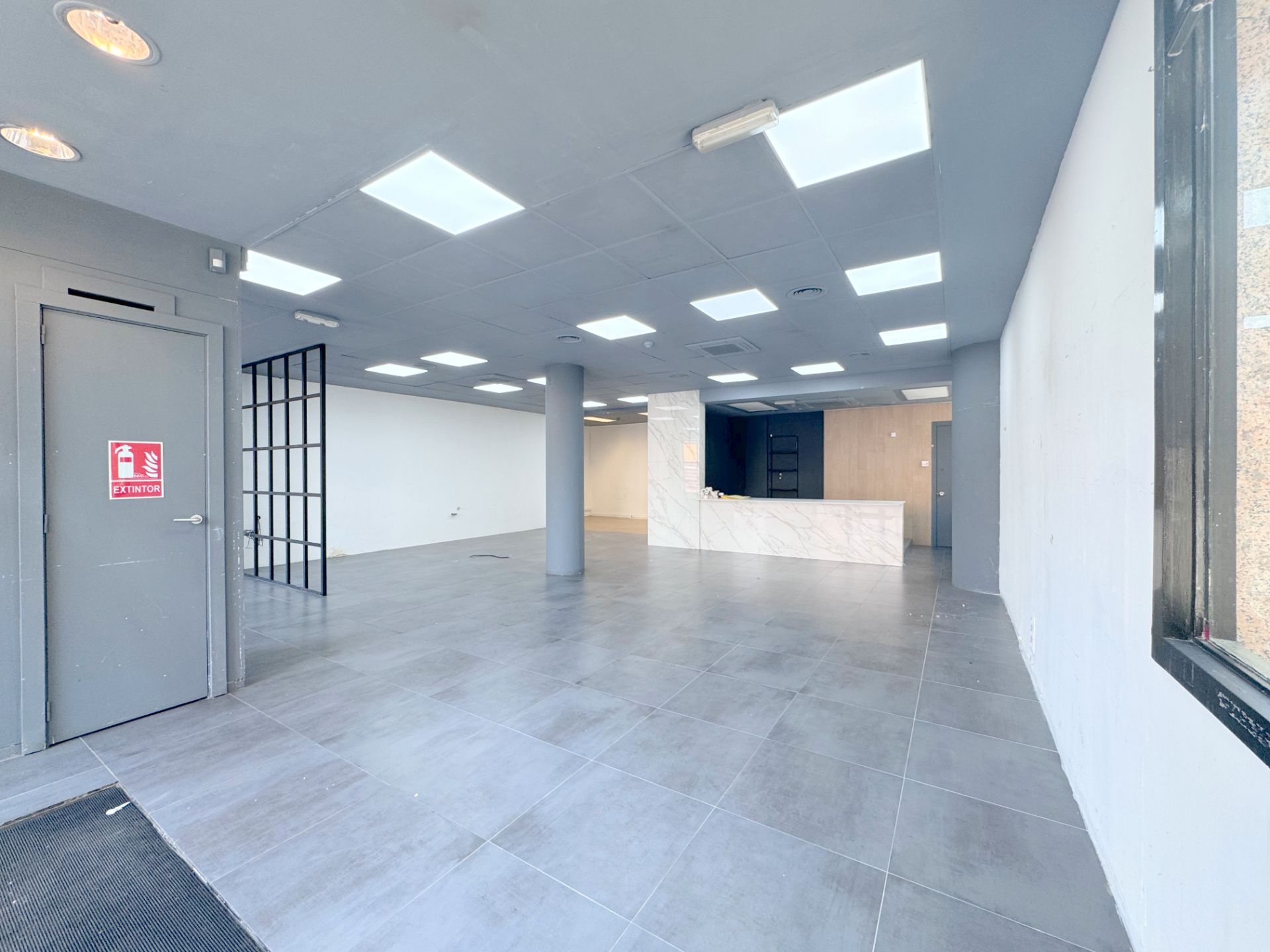 Premises to rent in Granollers  with Air Conditioner, Heating and Terrace