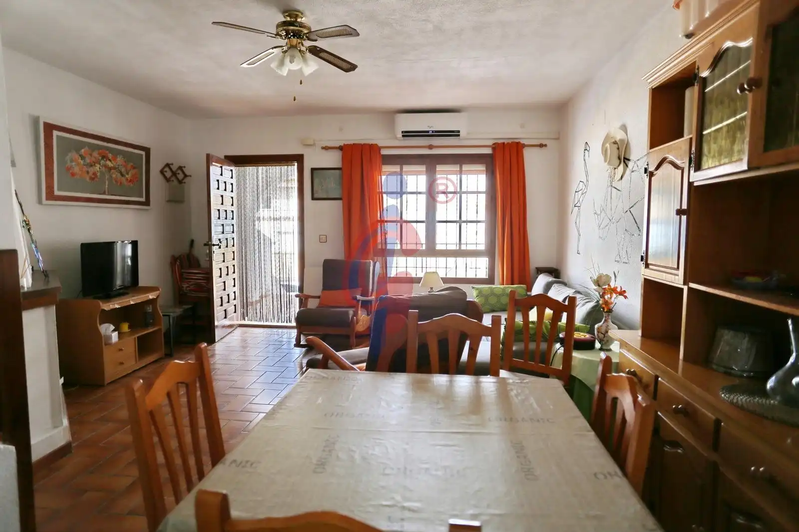 Sala d'estar de Casa adosada en venda en Torrevieja amb Aire condicionat, Calefacció i Terrassa