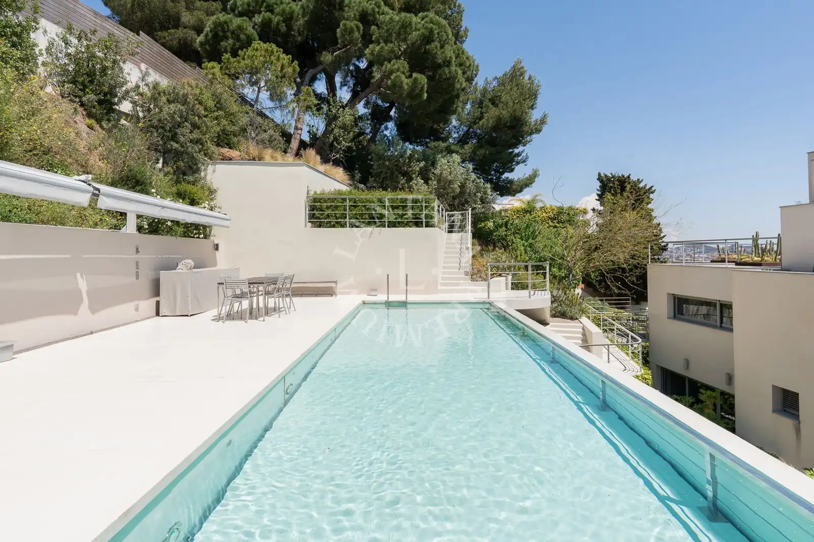 Piscina de Casa o chalet en venta en Barcelona con Trastero