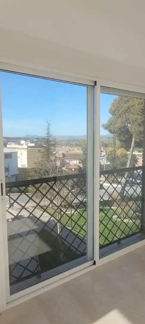 Außenansicht von Wohnung zum Verkauf in Láchar