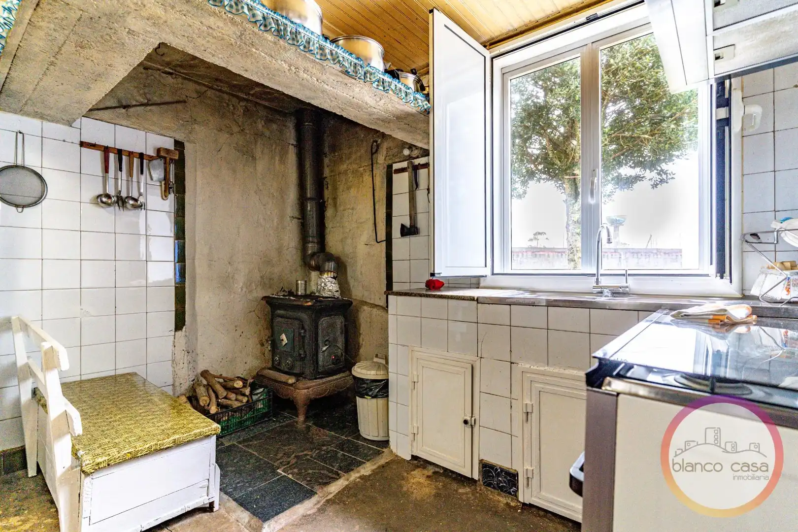 Cocina de Casa o chalet en venta en Santa Comba con Trastero