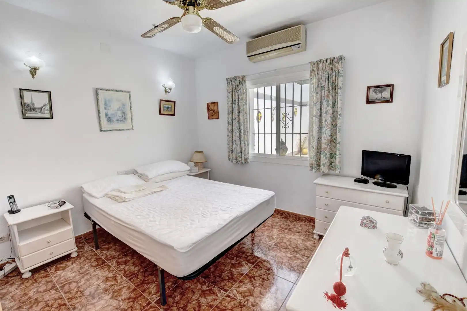 Bedroom of Detached homes for sale in Benalmádena  with Air Conditioner, Heating and Terrace