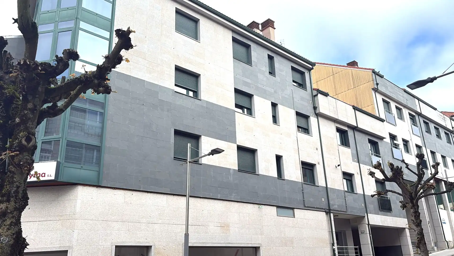 Vista exterior de Pis en venda en Lalín