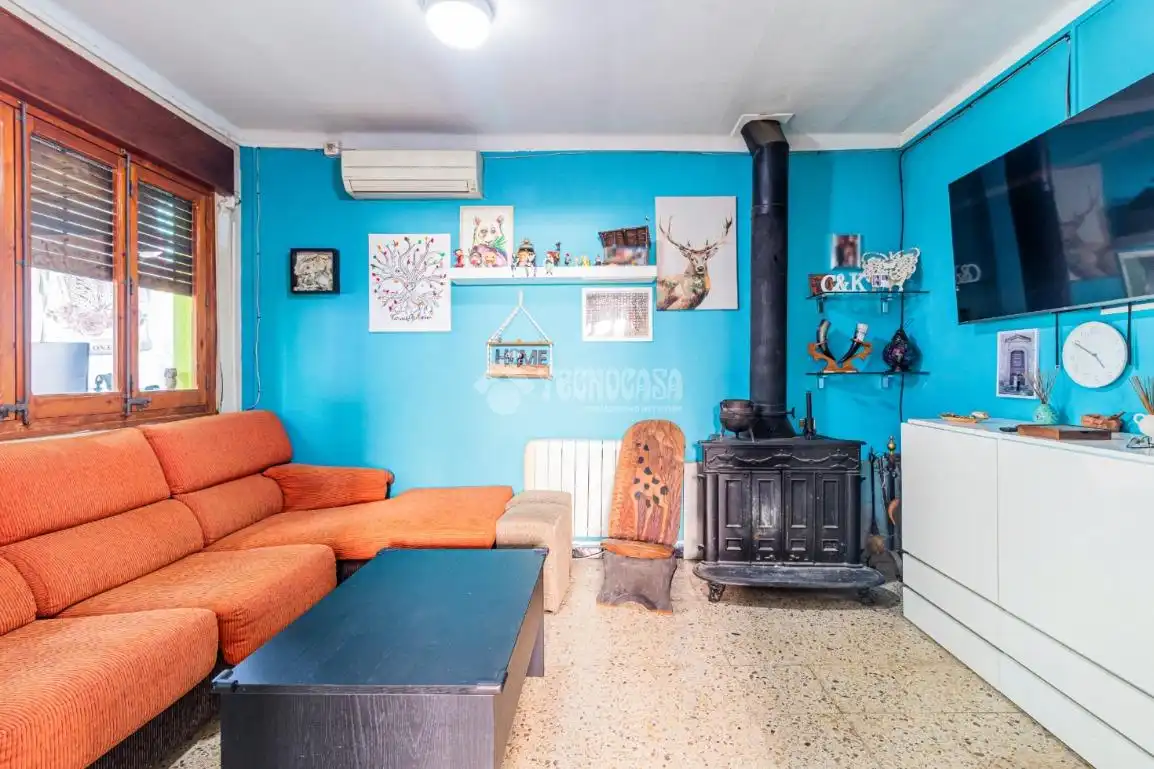 Sala d'estar de Casa o xalet en venda en Sant Cugat del Vallès amb Aire condicionat, Calefacció i Terrassa