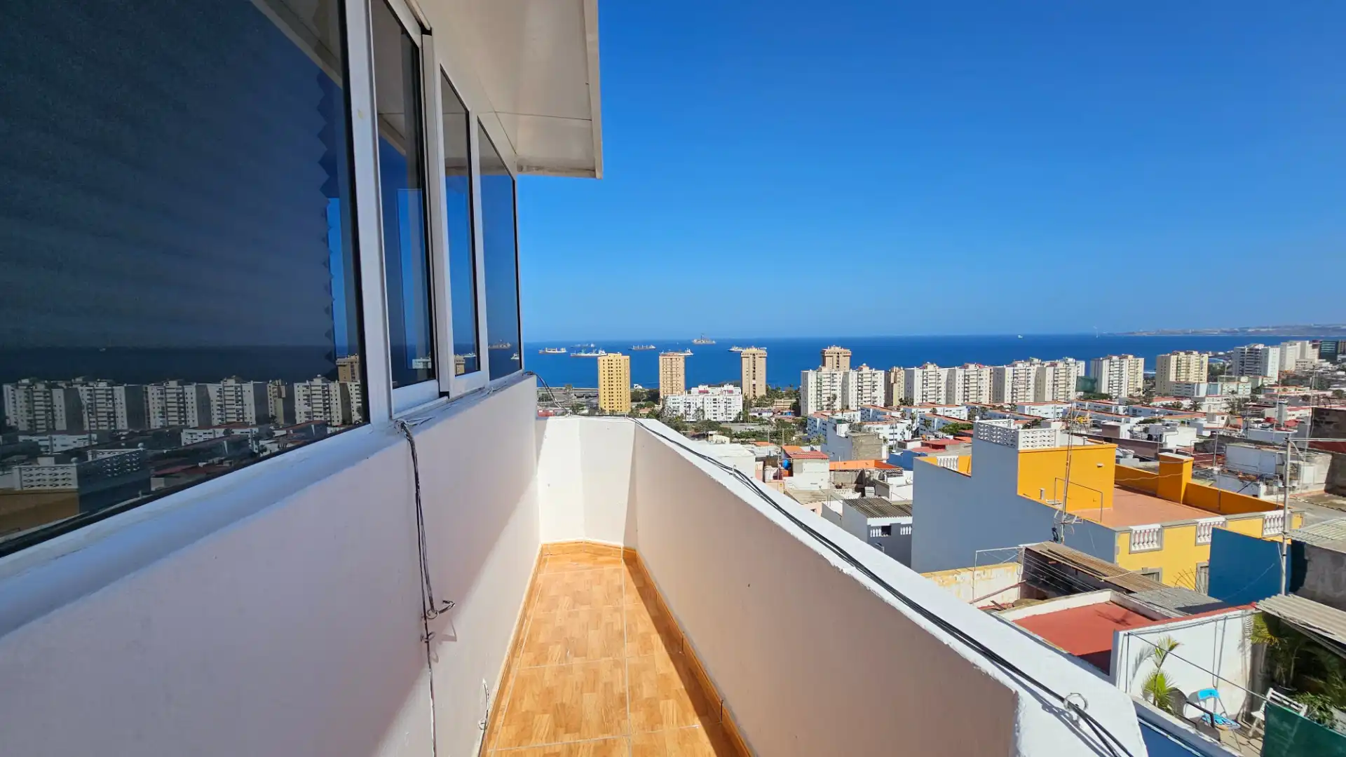 Terraza de Ático en venta en Las Palmas de Gran Canaria con Aire acondicionado y Amueblado